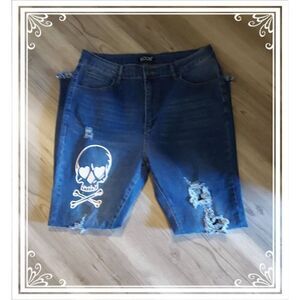 Trendy Skull Design Distressed Straight Leg Fringed Denim Jeans Sz XL